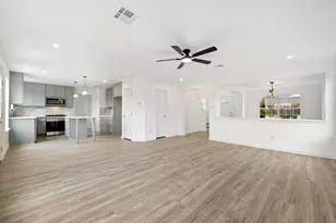 13501 Sierra Wind Ln, Elgin, TX 78621 - Photo 6