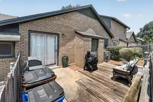 1015 E Yager Ln, Austin, TX 78753 - Photo 12