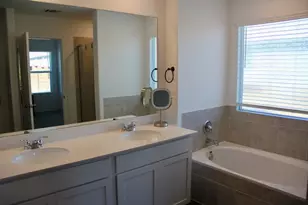 391 Barcelona, Kyle, TX 78640 - Photo 6