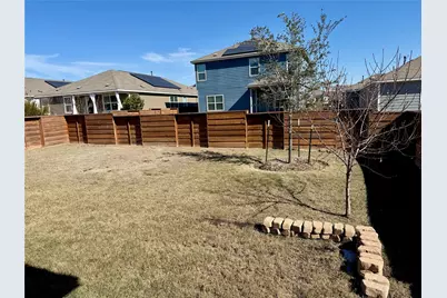 391 Barcelona, Kyle, TX 78640 - Photo 16