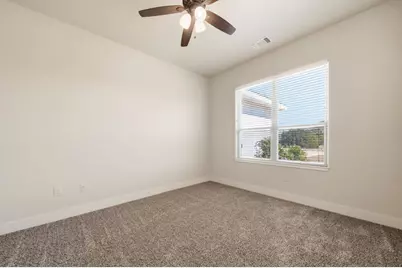 541 Stars and Stripes, Fischer, TX 78623 - Photo 4