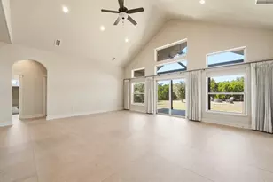 541 Stars and Stripes, Fischer, TX 78623 - Photo 10