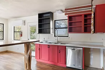 214 Edmonds Avenue, Johnson City, TX 78636 - Photo 16