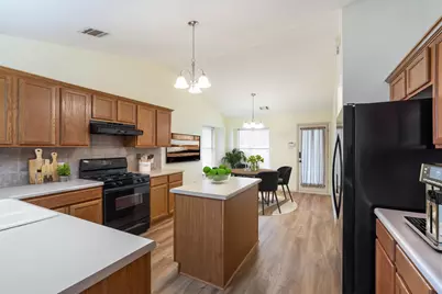 5911 Steiner, Kyle, TX 78640 - Photo 14