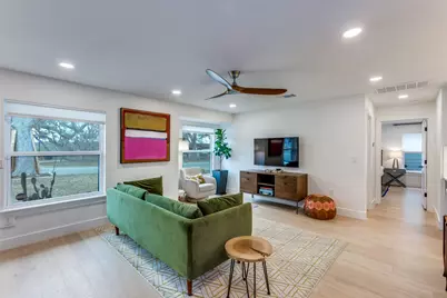 2209 Fair Oaks Drive, Austin, TX 78745 - Photo 2