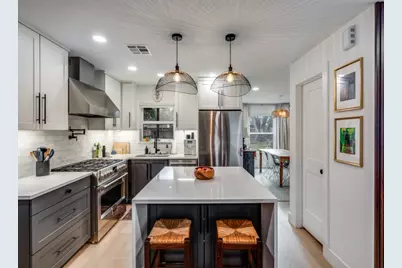 2209 Fair Oaks Drive, Austin, TX 78745 - Photo 10