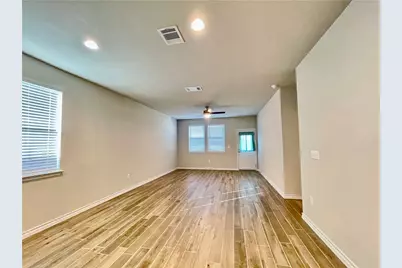 7616 Leitrim Way, Austin, TX 78754 - Photo 12