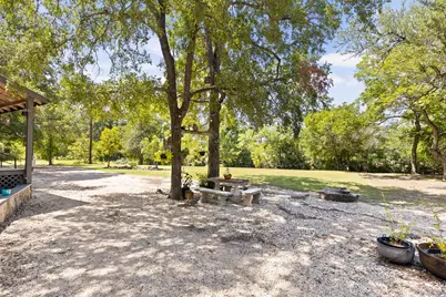 5775 County Road 200, Liberty Hill, TX 78642 - Photo 16