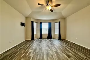 417 Bandara Woods Blvd, Elgin, TX 78621 - Photo 10