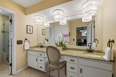 10507 Plumewood Drive, Austin, TX 78750 - Photo 16