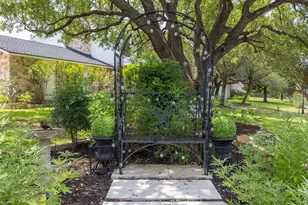 10507 Plumewood Dr, Austin, TX 78750 - Photo 30