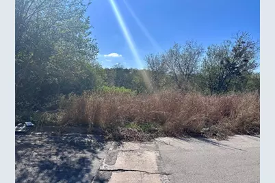 501 Rio Grande Street, Taylor, TX 76574 - Photo 1