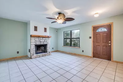 904 Conway Drive, San Marcos, TX 78666 - Photo 4