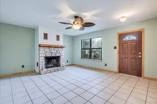 904 Conway Dr, San Marcos, TX 78666 - Photo 4