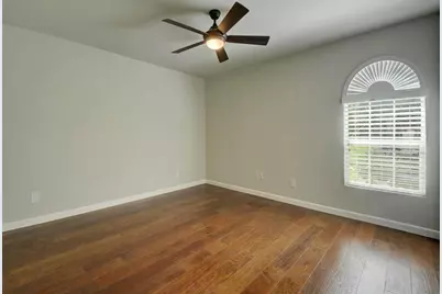 3110 Red River Street #302, Austin, TX 78705 - Photo 8