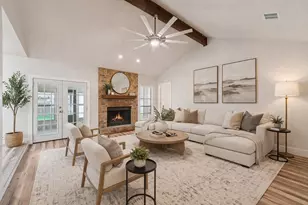 1800 Cedarlawn St, Taylor, TX 76574 - Photo 2