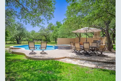 104 E Rustle Cove, Georgetown, TX 78628 - Photo 32