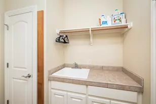 104 E Rustle Cove, Georgetown, TX 78628 - Photo 28