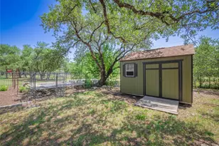 104 E Rustle Cove, Georgetown, TX 78628 - Photo 34