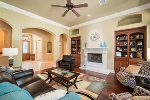 104 E Rustle Cove, Georgetown, TX 78628 - Photo 6