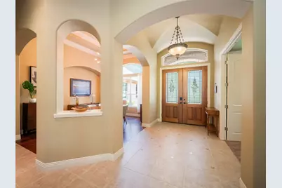 104 E Rustle Cove, Georgetown, TX 78628 - Photo 4