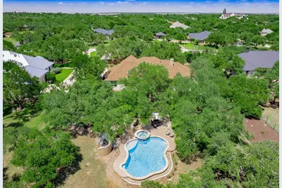 104 E Rustle Cove, Georgetown, TX 78628 - Photo 38