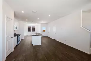 303 El Seibo Ln, Bastrop, TX 78602 - Photo 6