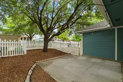 1042 Monadale Trail, Round Rock, TX 78664 - Photo 30