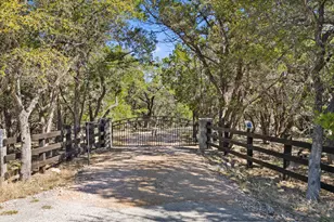 1426 Shelton Ranch Rd, Dripping Springs, TX 78620 - Photo 4