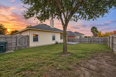 1732 Amberwood Loop, Kyle, TX 78640 - Photo 16