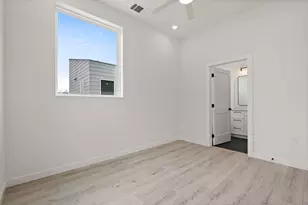 401 N Bluff Dr, Austin, TX 78745 - Photo 28