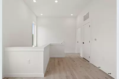 401 N Bluff Drive #10101, Austin, TX 78745 - Photo 26