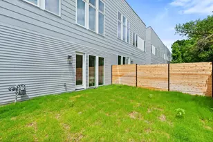 401 N Bluff Dr, Austin, TX 78745 - Photo 34