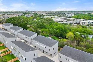 401 N Bluff Dr, Austin, TX 78745 - Photo 36