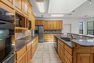 313 Lagoon Loop, Horseshoe Bay, TX 78657 - Photo 6