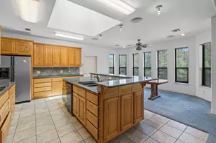 313 Lagoon Loop, Horseshoe Bay, TX 78657 - Photo 4