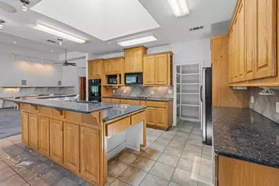 313 Lagoon Loop, Horseshoe Bay, TX 78657 - Photo 24