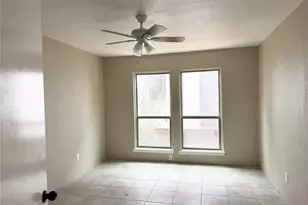 7926 Mullen Dr, Austin, TX 78757 - Photo 2