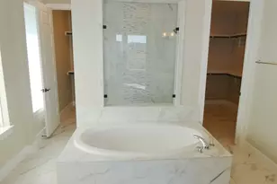 8621 Thompson Teal Trl, Austin, TX 78744 - Photo 14