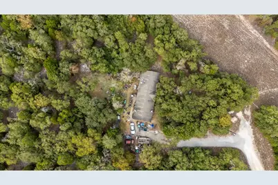 120 Twin Oaks Road, Elgin, TX 78621 - Photo 14