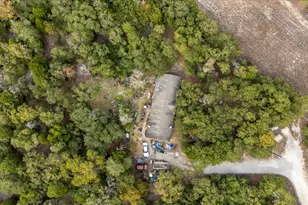 120 Twin Oaks Rd, Elgin, TX 78621 - Photo 14