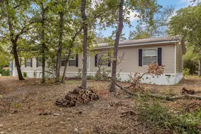 120 Twin Oaks Road, Elgin, TX 78621 - Photo 2