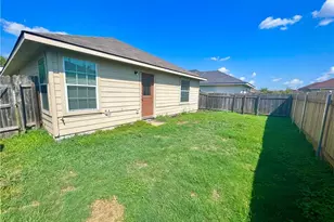 7813 Duber Ln, Austin, TX 78747 - Photo 20