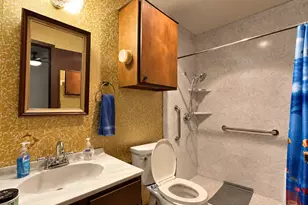 704 Drake Ln, Taylor, TX 76574 - Photo 12