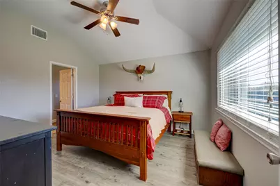 606 Los Robles Road, Leander, TX 78641 - Photo 6