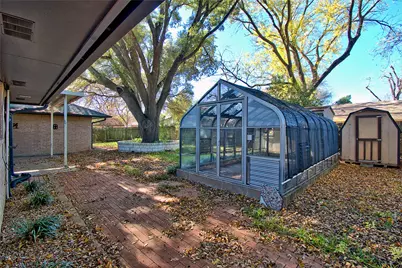 9202 Quail Meadow Drive, Austin, TX 78758 - Photo 28