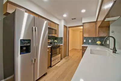9202 Quail Meadow Drive, Austin, TX 78758 - Photo 8
