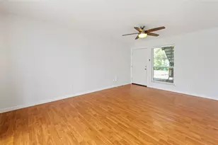 2124 Burton Dr, Austin, TX 78741 - Photo 4