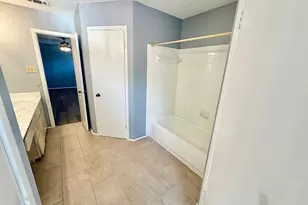 1913 Magazine St, Austin, TX 78727 - Photo 10