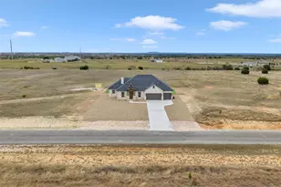 379 Pr Pt Dr, Bertram, TX 78605 - Photo 2